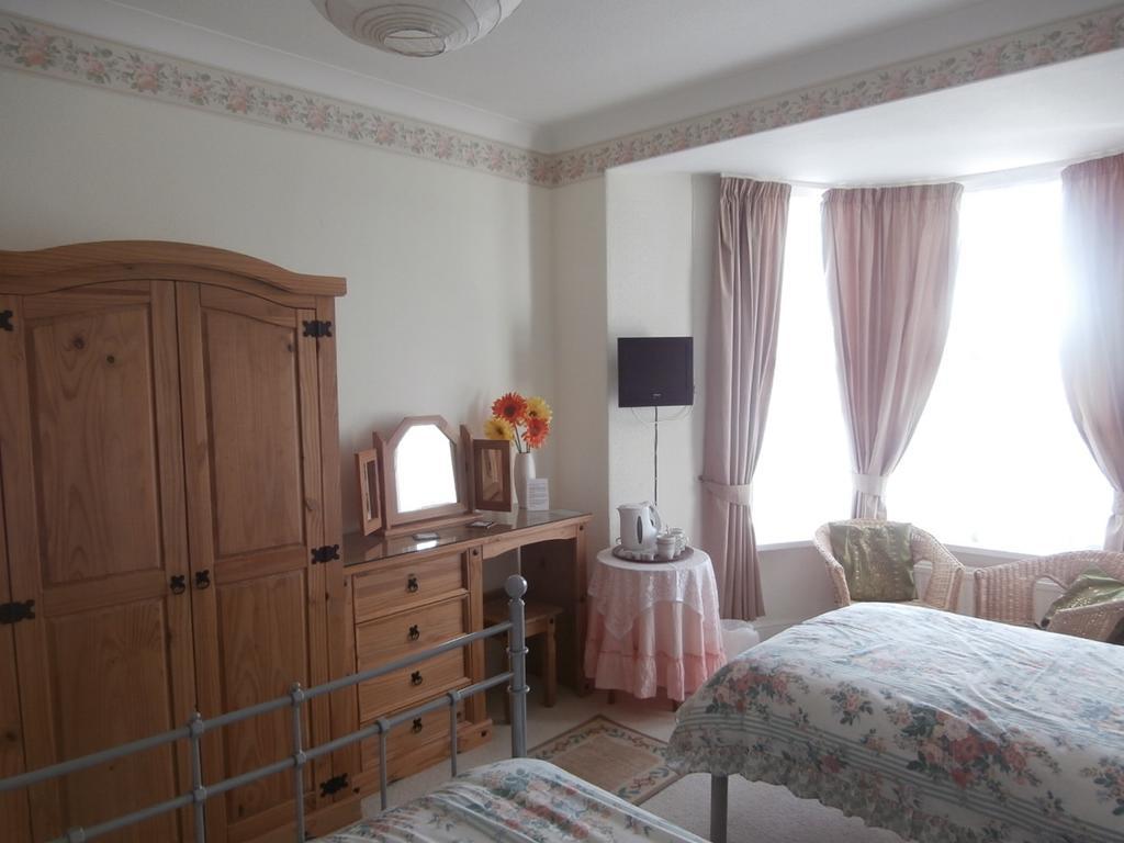 Trevu House Hotel Фалмът Стая снимка
